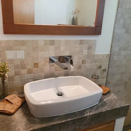 Holiday home Casinha Laranja